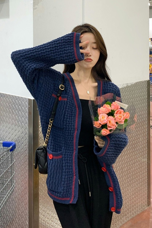 21AUG756 30대여성쇼핑몰 소녀룩 루즈핏 와플 스웨터 투포켓 여성 가디건w-girlz